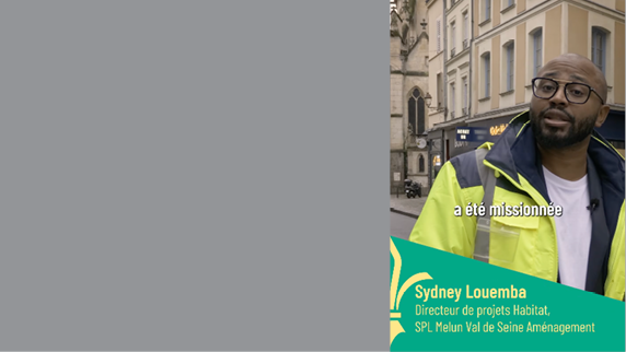 A man wearing a yellow jacket and glasses is standing on a street.

Contenu généré par l’IA